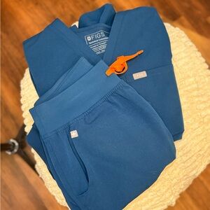 Figs Blue Scrub TOP ONLY